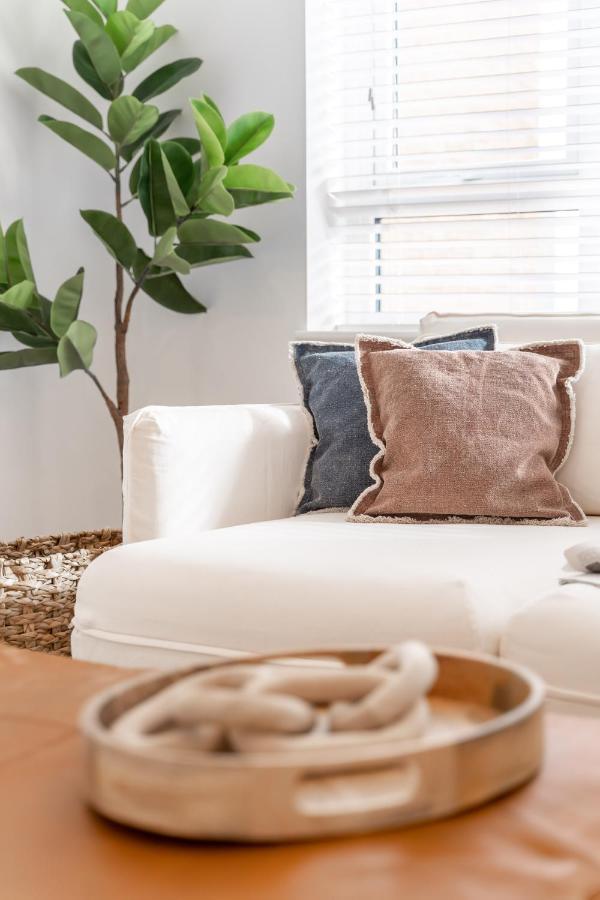Royal House Stylish Apartments - เชสเตอร์ ภายนอก รูปภาพ